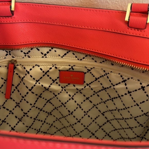 Kate Spade Cedar Street Large Harmony Tote - Picture 7 of 8